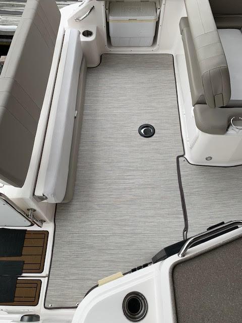 2011 Regal 35 Express / 3360 Express Window Snap in Boat Carpet - Matworks